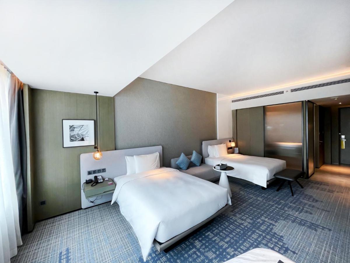 Crowne Plaza Shenzhen World Exhibition And Convention Center, An Ihg Hotel Екстер'єр фото